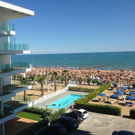 Heron Apartments Lido di Jesolo Exterior foto